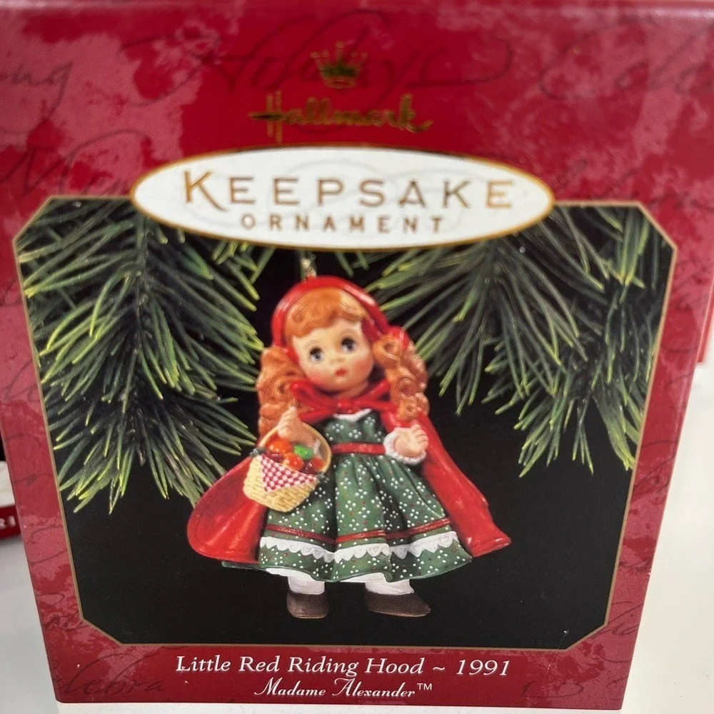 Madame Alexander Hallmark Ornaments lot of 4  ‎  1991 - 2000